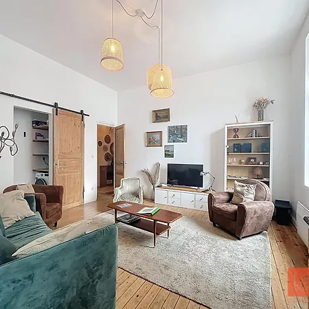 La Parenthese ويميرو