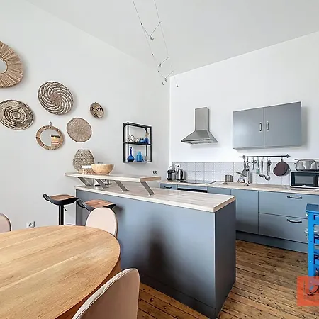 La Parenthese * ويميرو