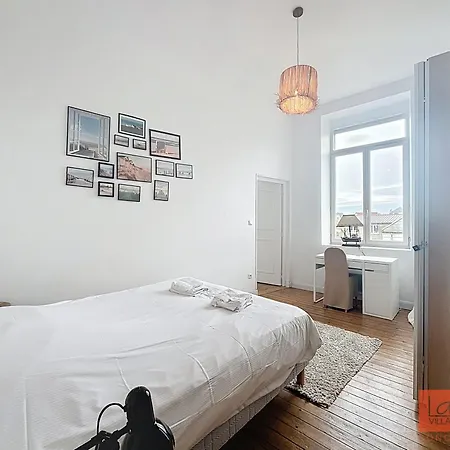 La Parenthese Apartment *